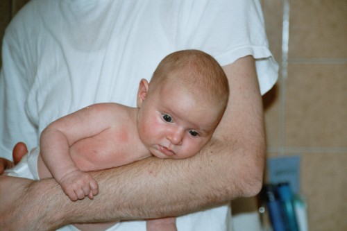 Auf den Arm genommen